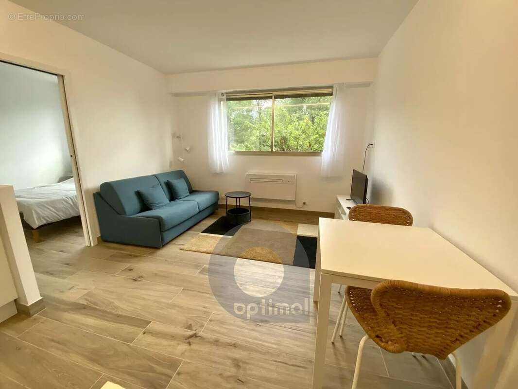 Appartement à ROQUEBRUNE-CAP-MARTIN