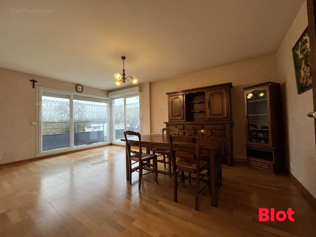 Appartement à MORDELLES