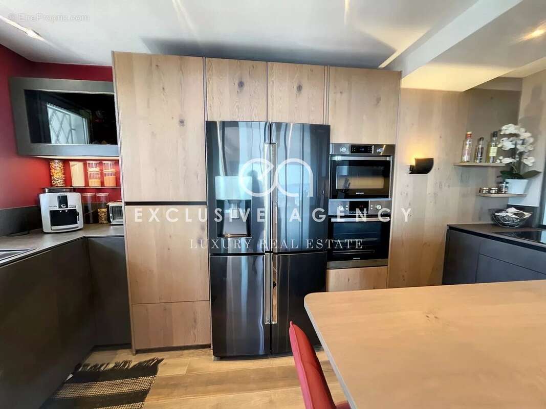 Appartement à VALLAURIS