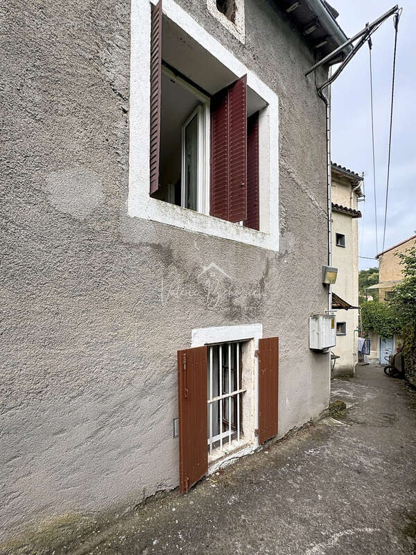 Maison à BELMONT-SUR-RANCE