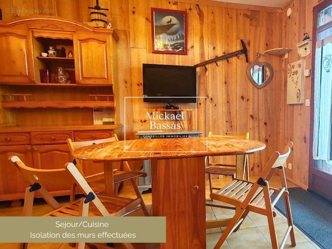 Appartement à LES ANGLES