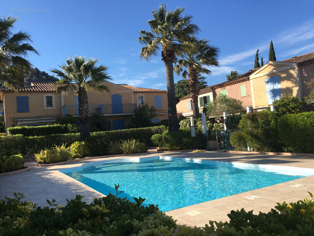 Maison à PLAN-DE-LA-TOUR