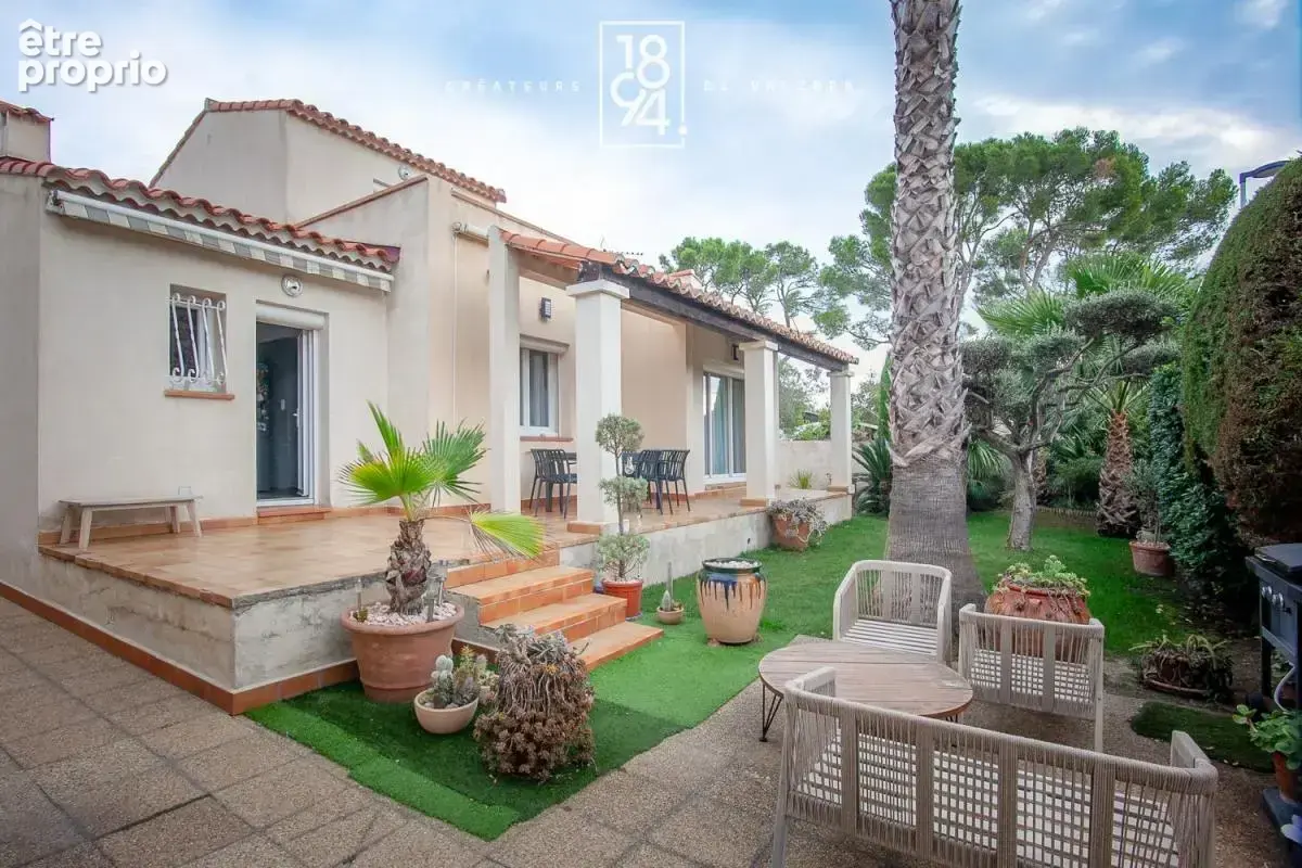 Maison à SAUSSET-LES-PINS