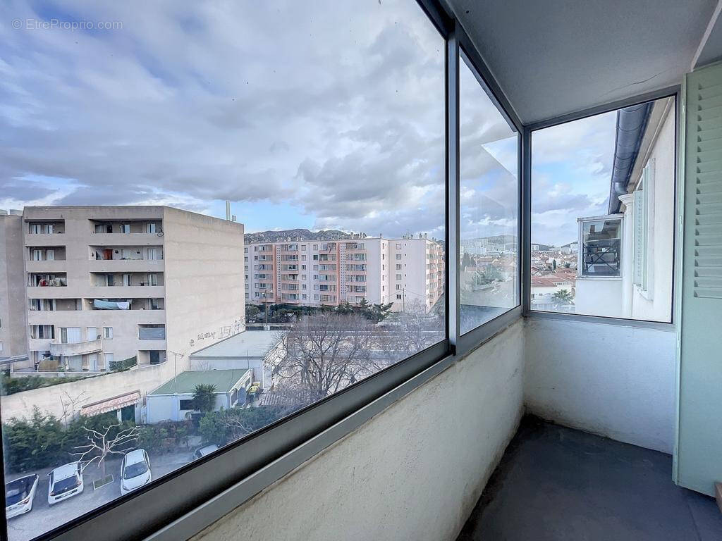 Appartement à MARSEILLE-9E
