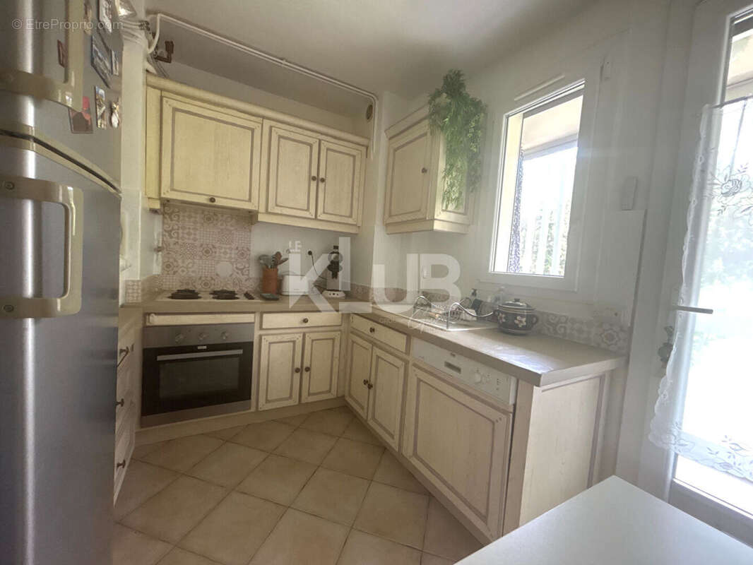 Appartement Marseille  3 pièce(s) 60 m2 avec loggias et cave - photo 7