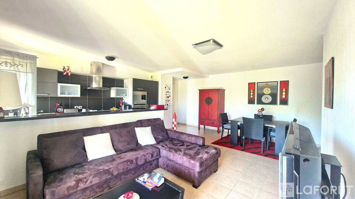 Appartement Frejus 3 pièce(s) 69m2 - photo 2
