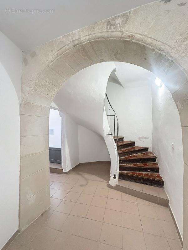 Exclusivite avignon intra muros appartement lumineux 3 chambres - photo 2