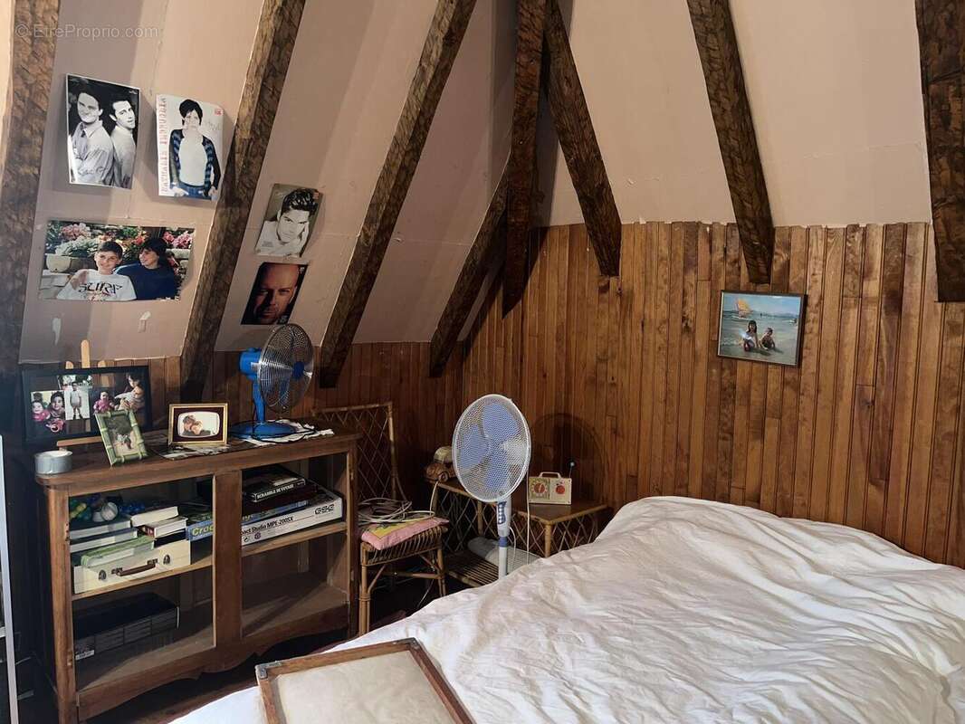Chambre 5 - Maison à FIGEAC