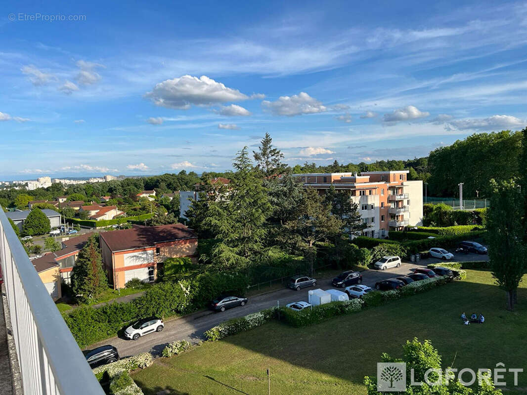 Appartement à OULLINS