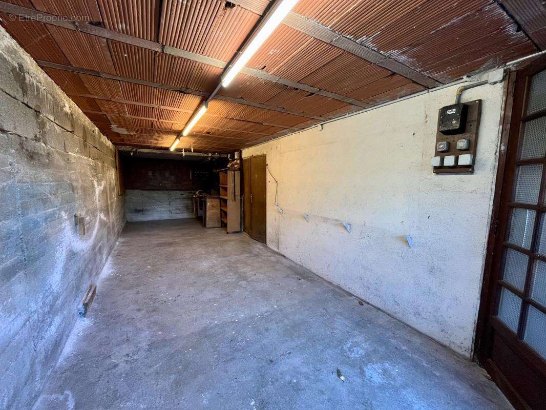 Maison à BRUGUIERES