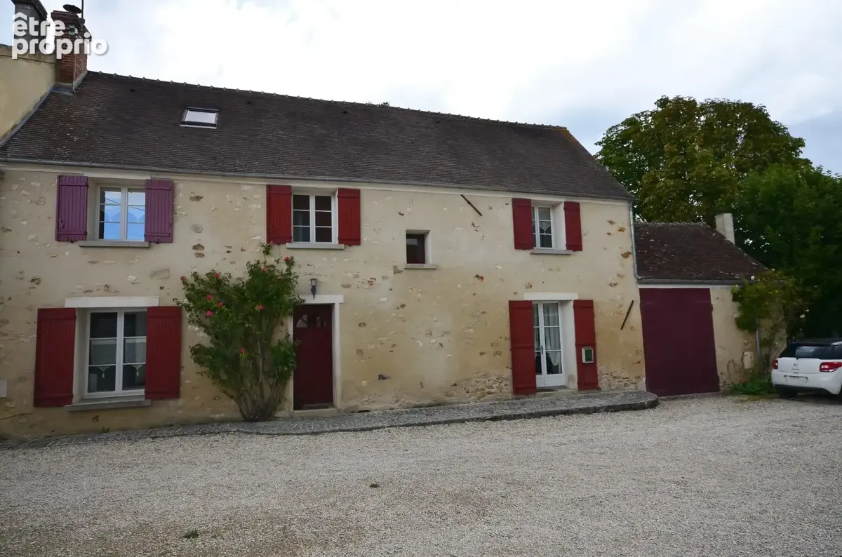 Maison à CHARLY