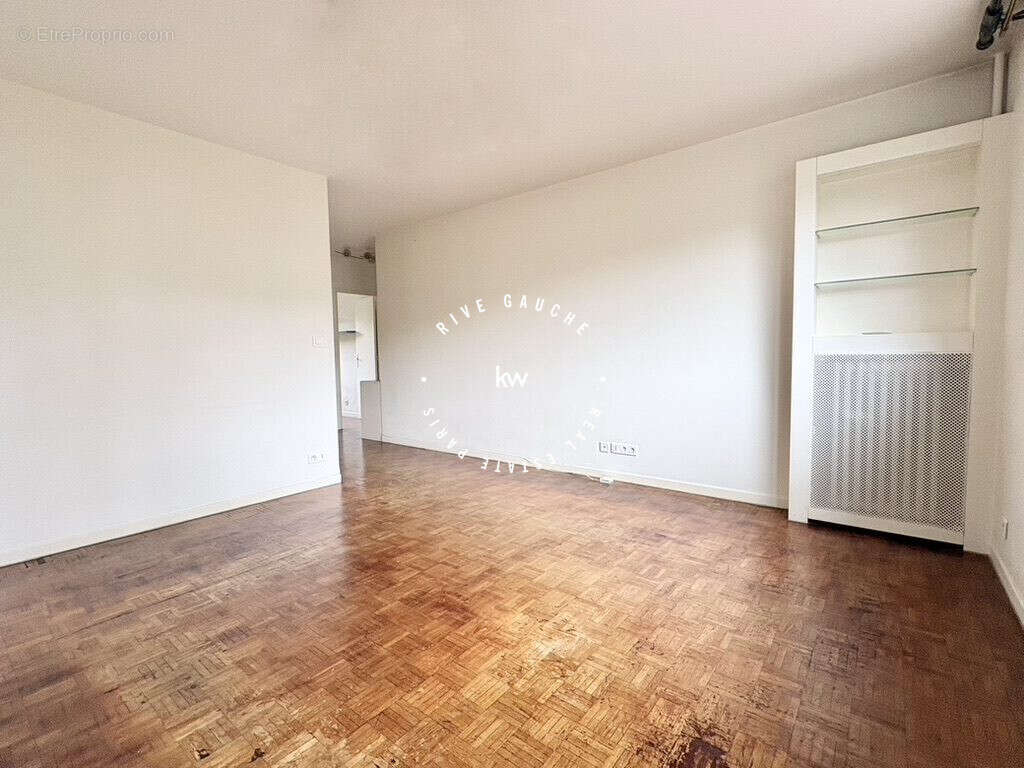 Séjour lumineux sud-ouest - Appartement à CLAMART