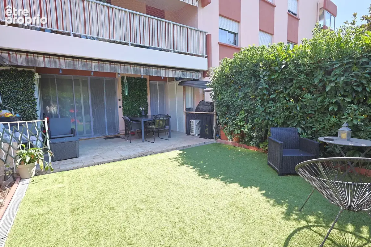 5 pièces en rez de jardin avec garage, Vallauris - photo 14