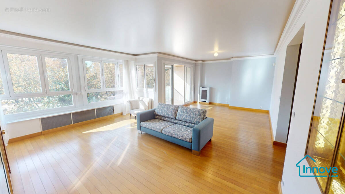 Appartement à SAINT-MANDE