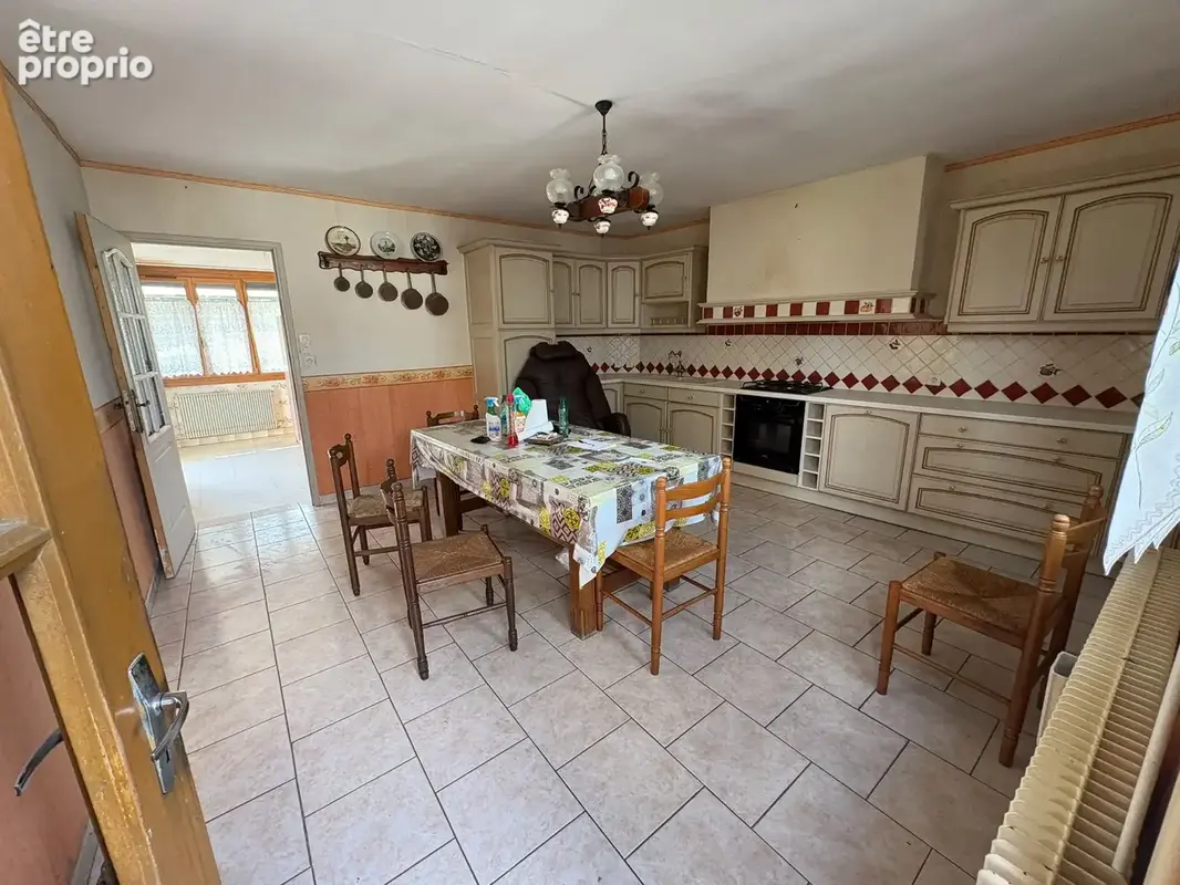 Ensemble immobilier de deux maisons à TULLY / 118500 euros - photo 11