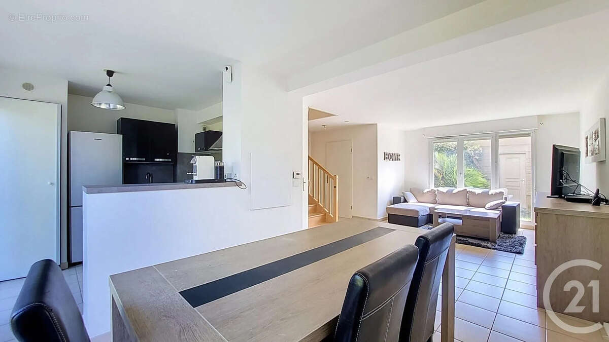 Maison 80 m² à Othis  - photo 4