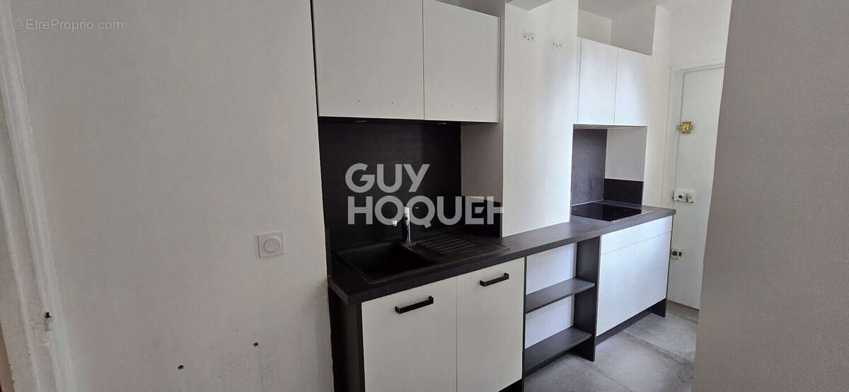 Local commercial Malesherbes 204  m2 - photo 10