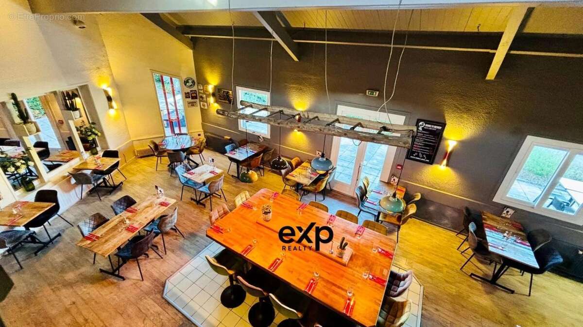 Commerce à VIVIERS-DU-LAC