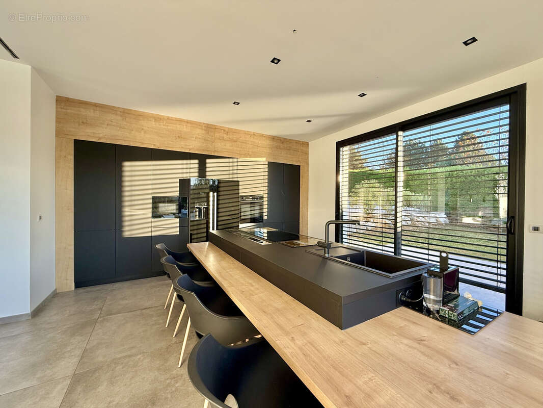 Villa contemporaine de 305 m2 à Saint-Péray - photo 14