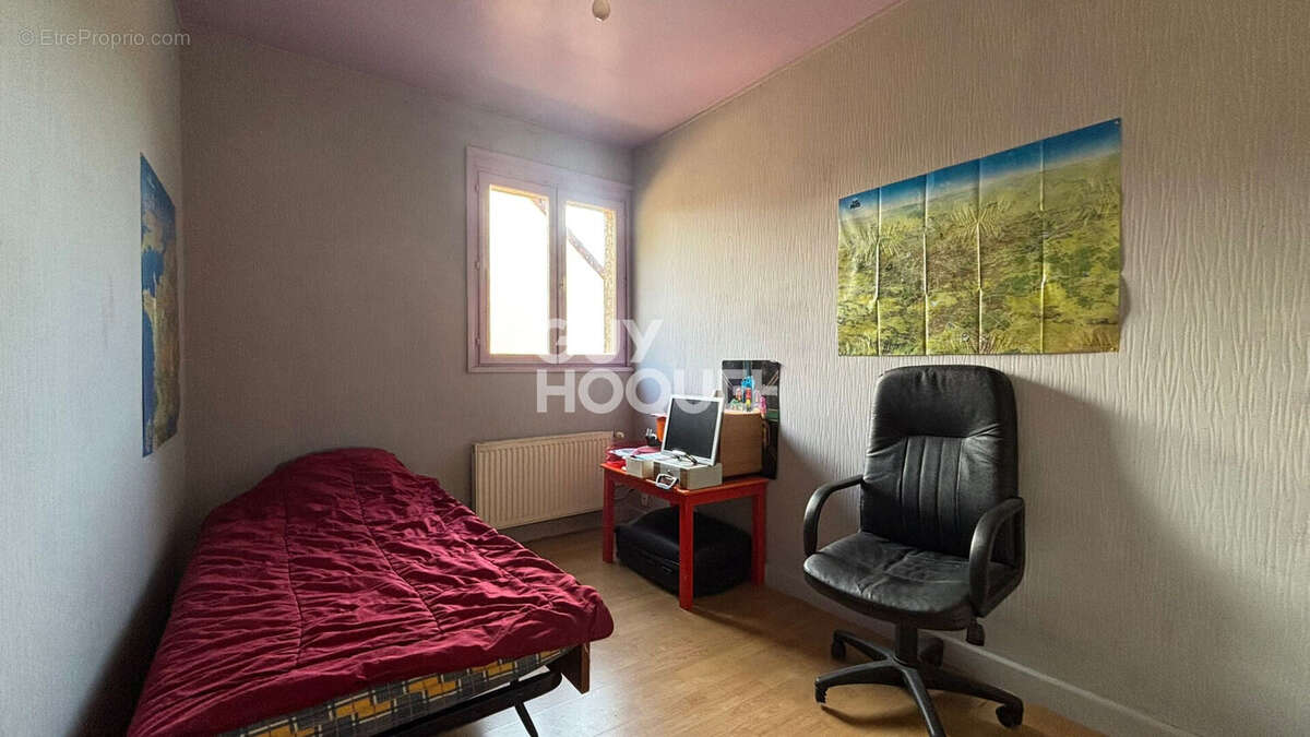 Maison à IVRY-LA-BATAILLE