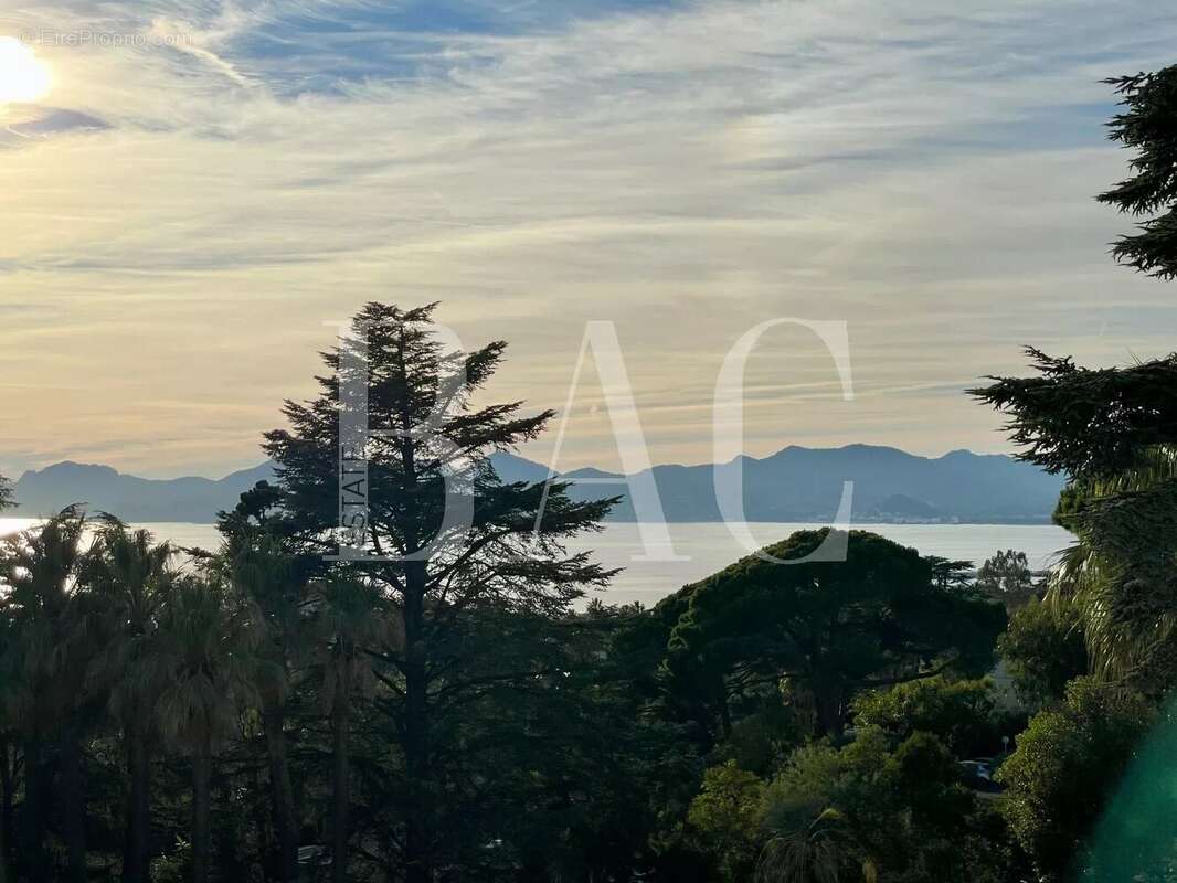 Appartement à CANNES