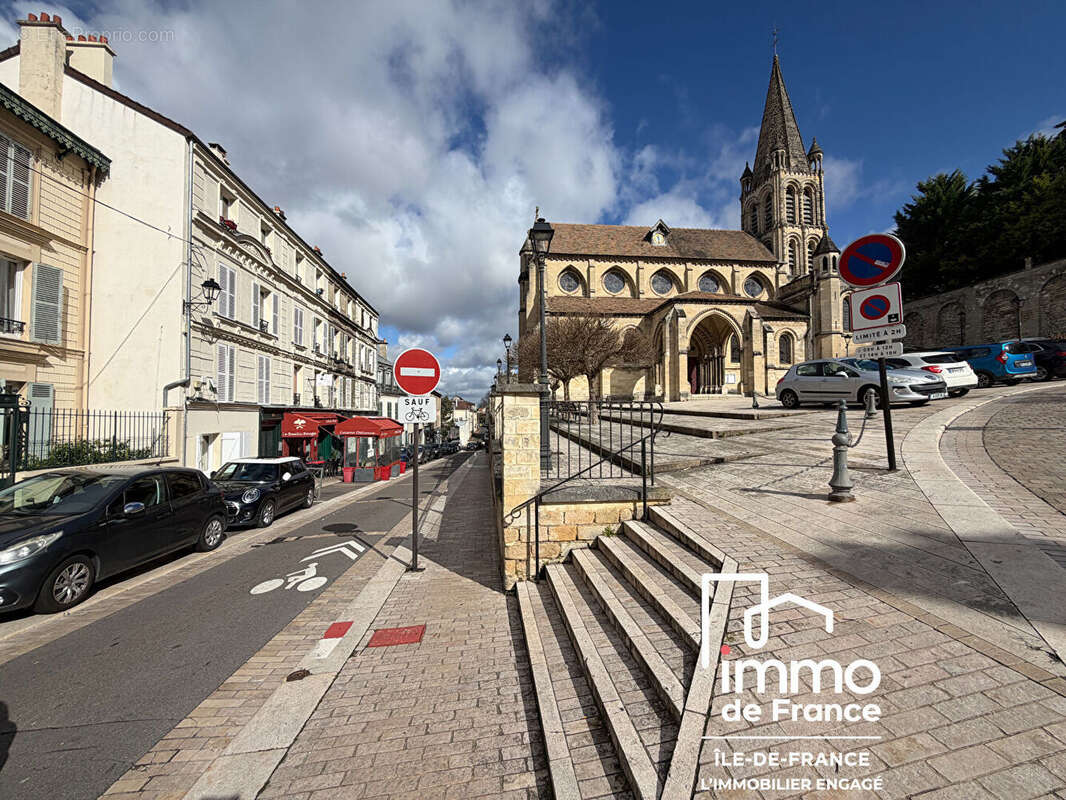 Appartement à BOUGIVAL