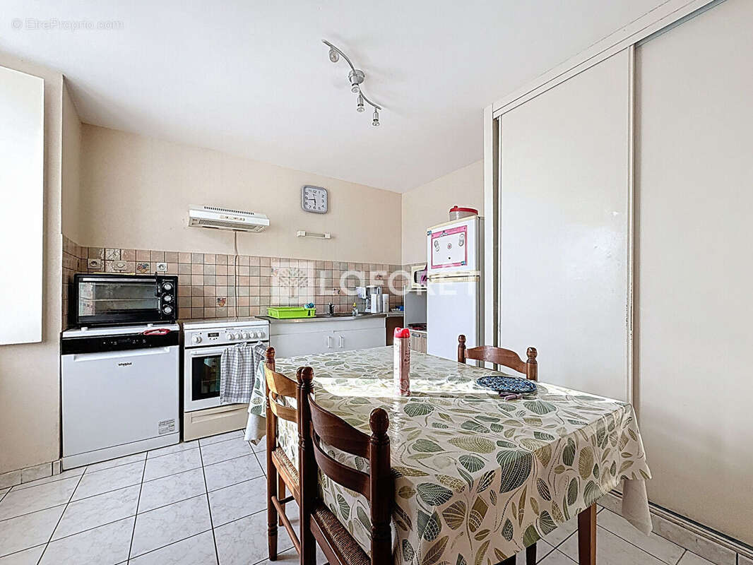 Maison à DOUE-LA-FONTAINE