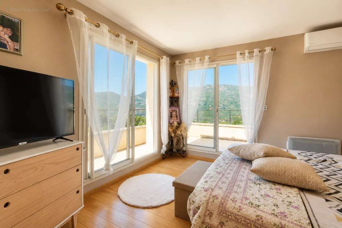 Maison à CONTES