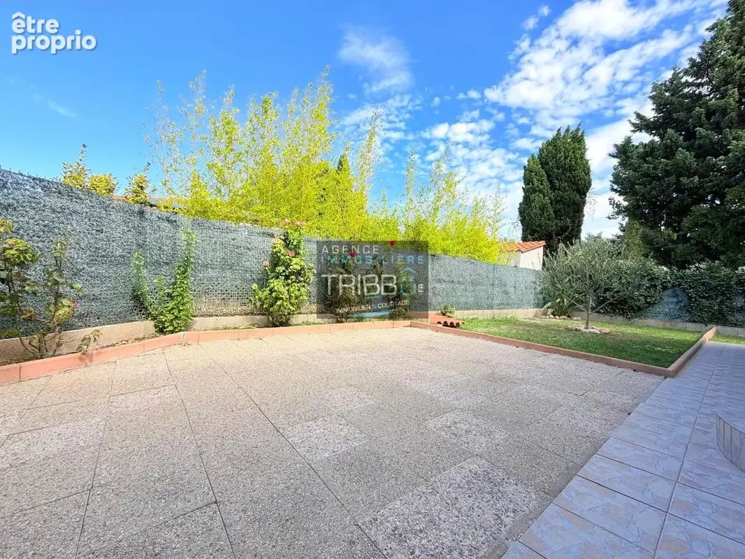 Toulouges - villa plain-pied - 154 m2 habitables, 4 pièces avec garage et jardin. - photo 13