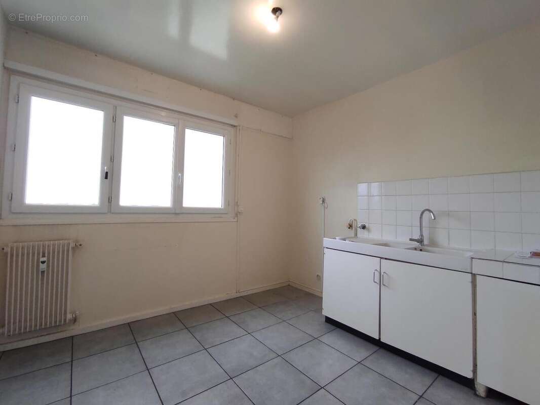  - Appartement à CALUIRE-ET-CUIRE