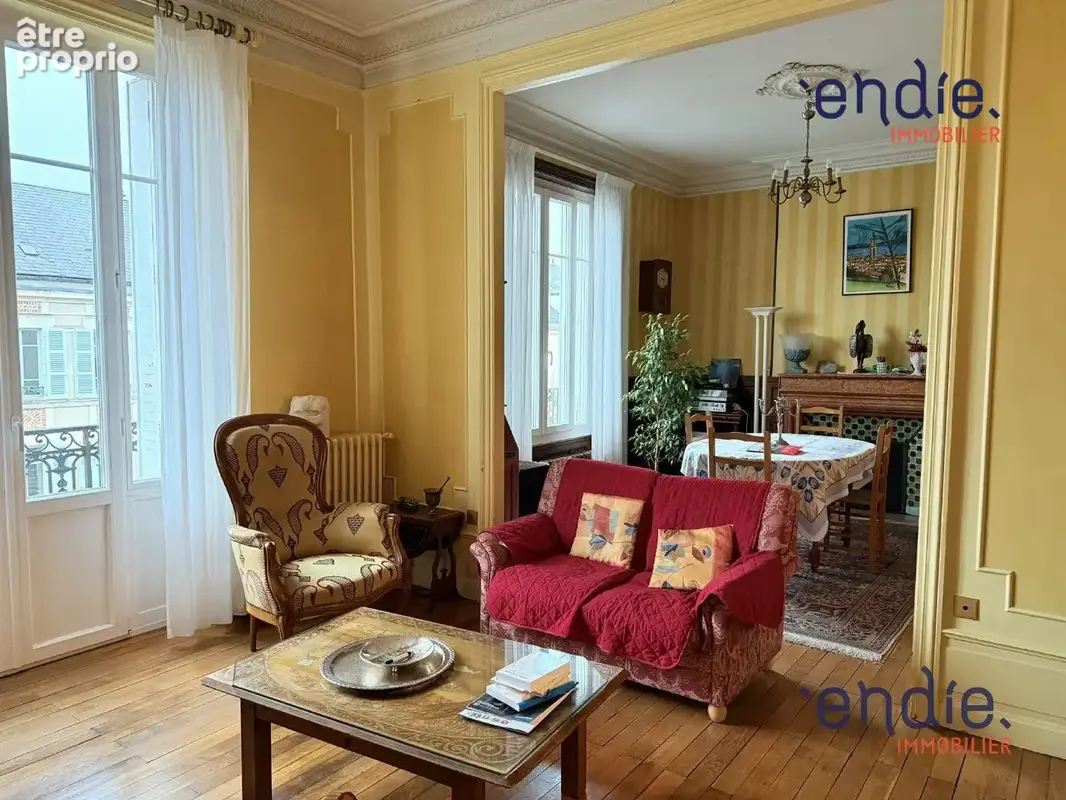 Appartement 5 pièces 139 m² à vendre à Moulins (03000) - photo 4