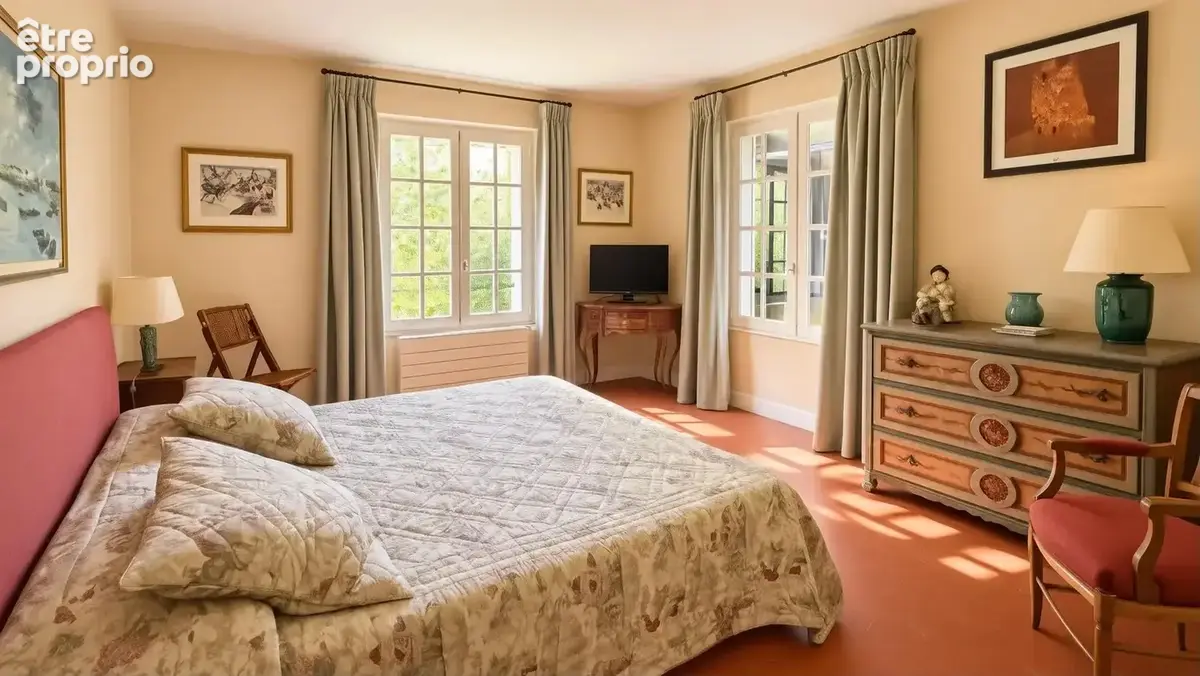 Bastide - LeTholonet - photo 13