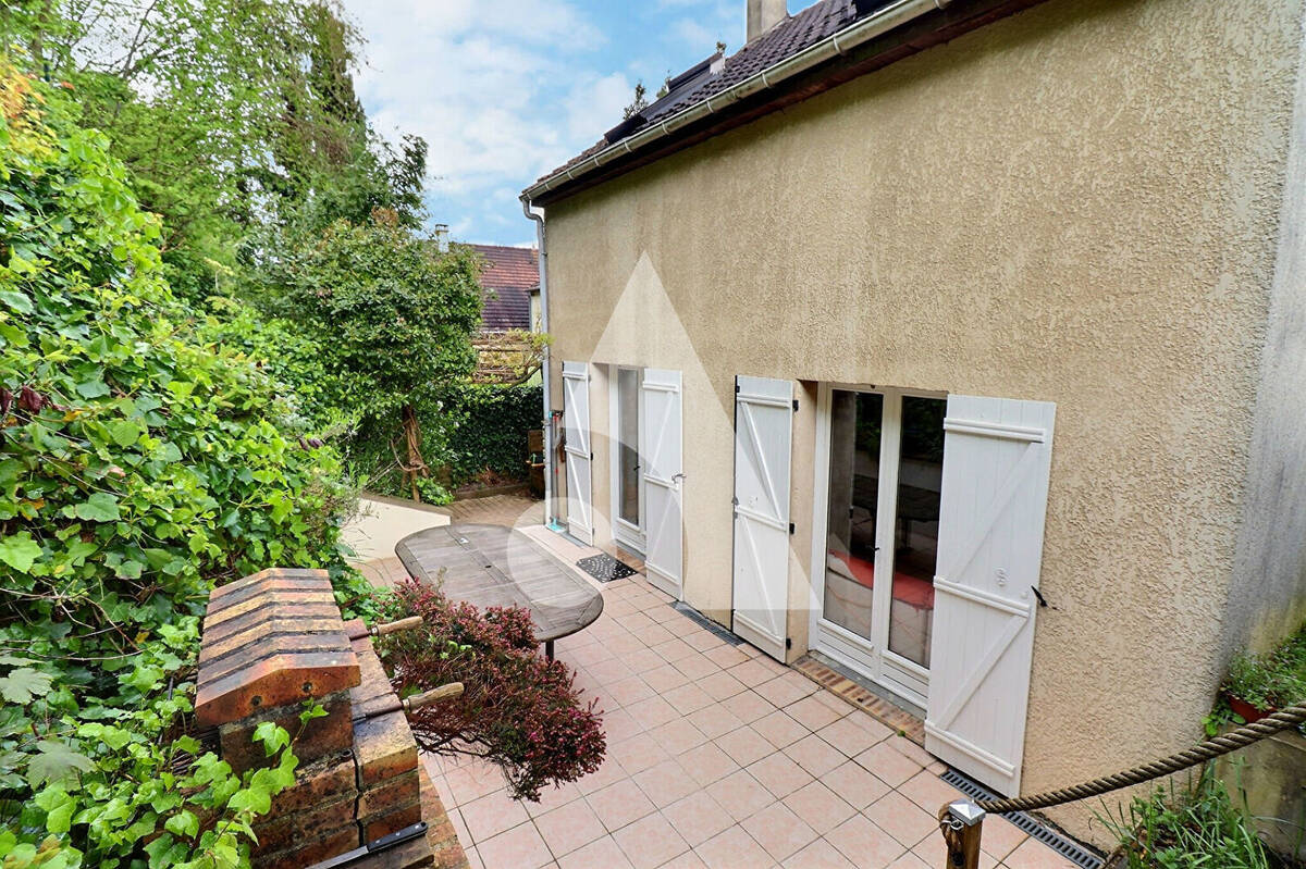 Maison à MERY-SUR-OISE