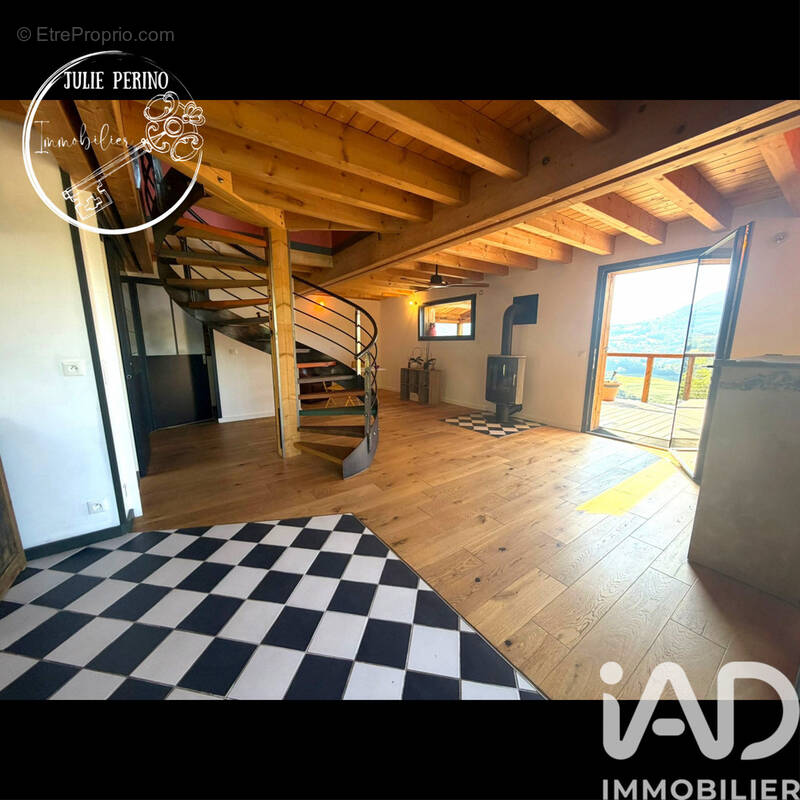 Photo 1 - Maison à LA MOTTE-SAINT-MARTIN