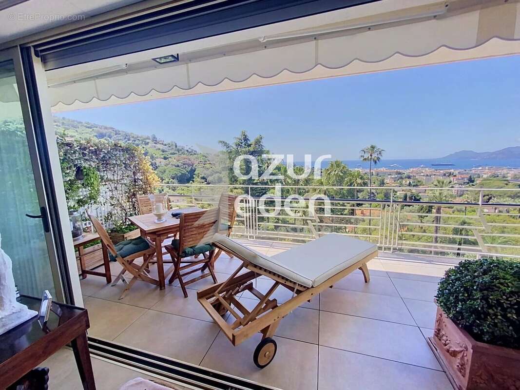 Appartement à CANNES