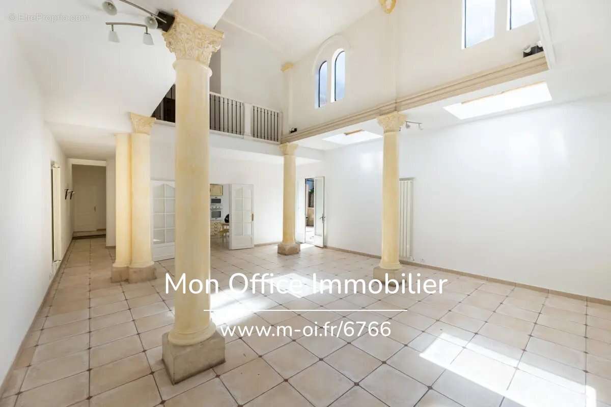 Maison à MARSEILLE-6E
