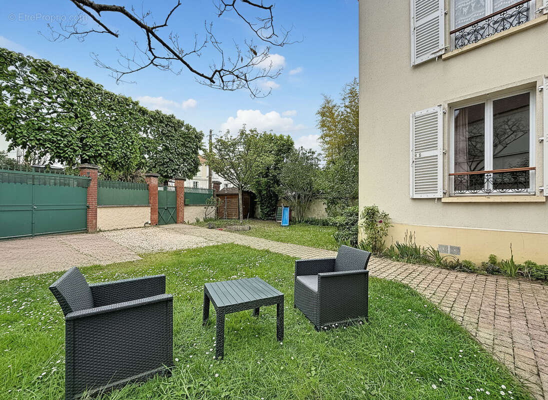 Maison à NANTERRE