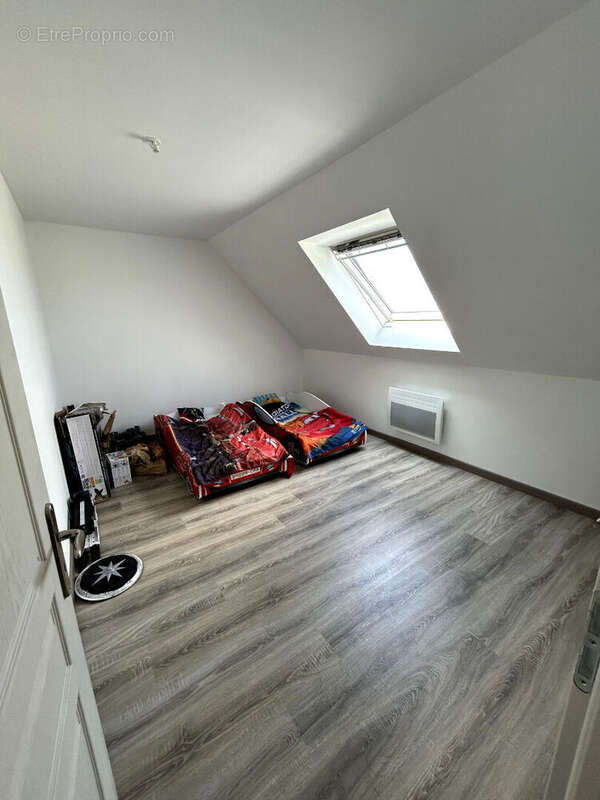 Maison à MONTIGNY-EN-GOHELLE