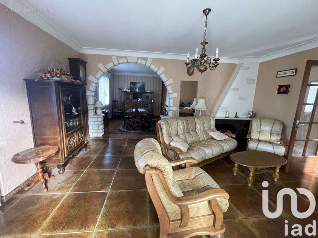 Photo 6 - Maison à SAINT-LAURENT-DE-CERIS