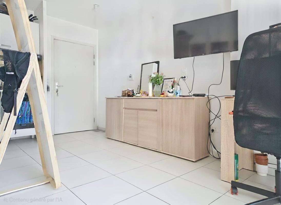 Appartement à MEYZIEU