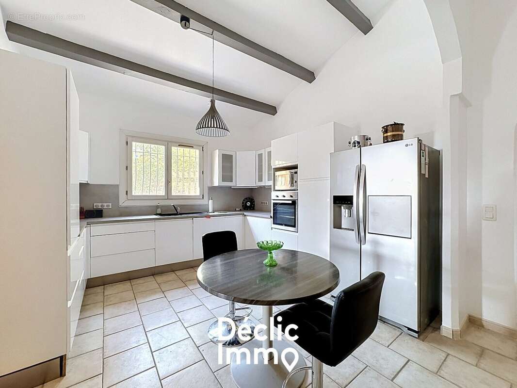 Villa - 10 pieces - 6 chambres - piscine - mandelieu-la-napoule - photo 4