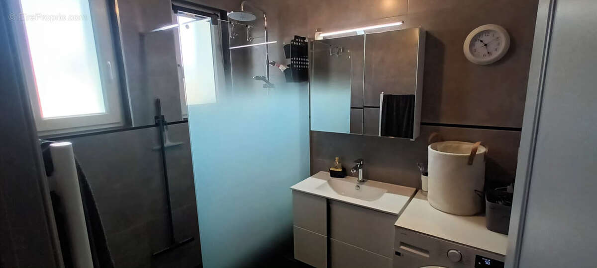 Maison à SAINT-ROMAIN-DE-JALIONAS