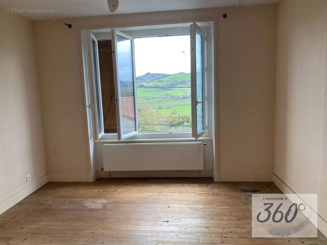 Appartement à TRAMAYES