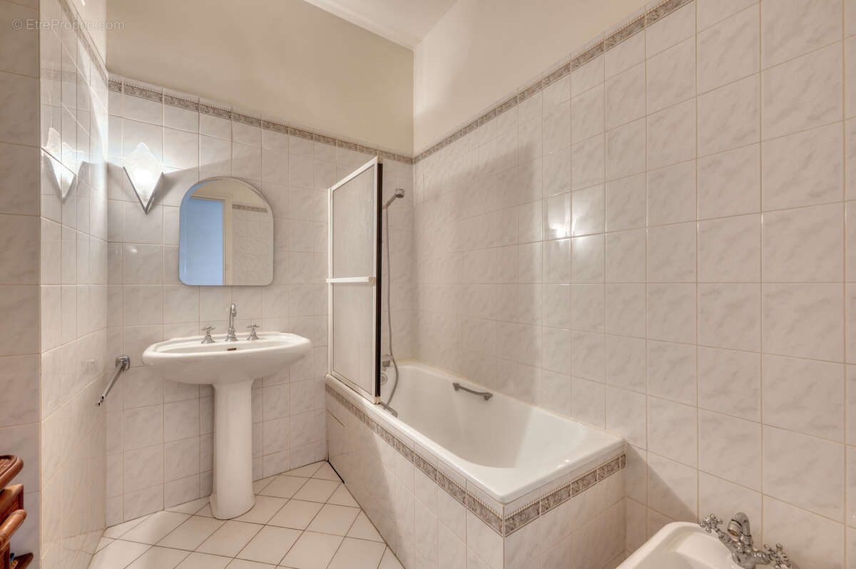 Appartement à PARIS-6E