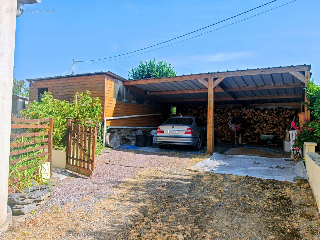 MAISON EN PIERRE 100m² sur un terrain de 613m² - photo 5