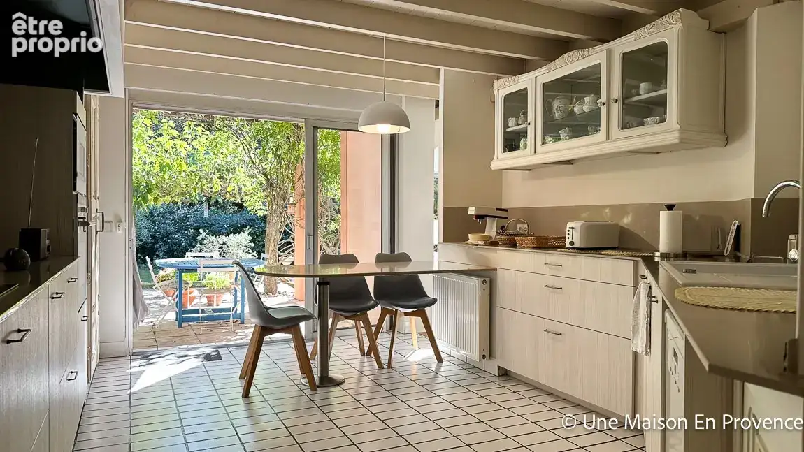 Maison architecte avec piscine Villeneuve les avignon - photo 8