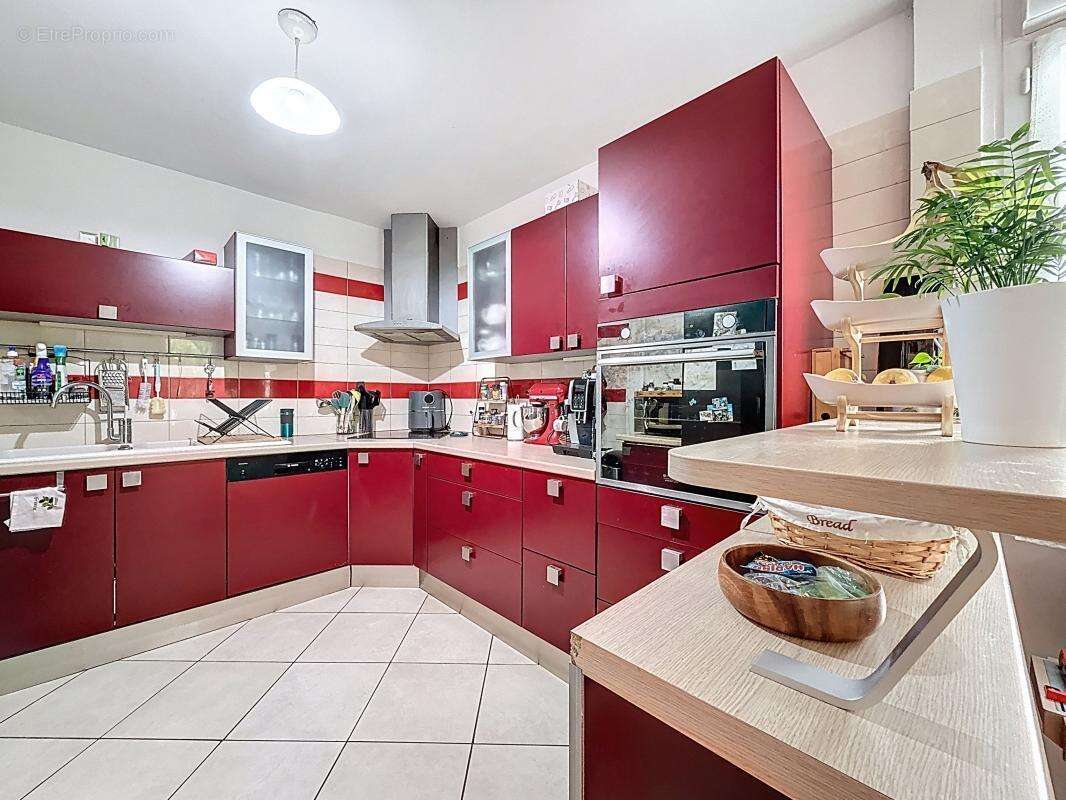 Appartement à MONTIGNY-LE-BRETONNEUX