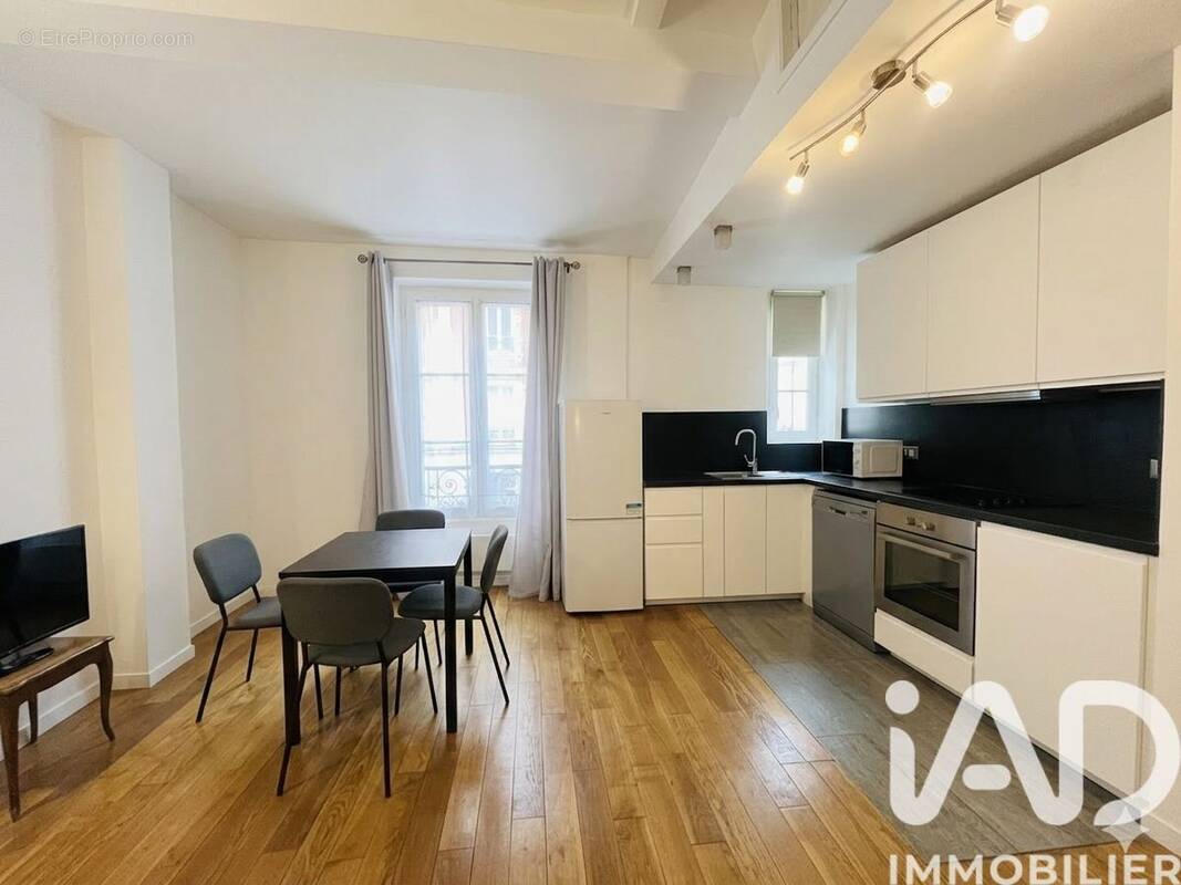 Photo 1 - Appartement à PARIS-15E