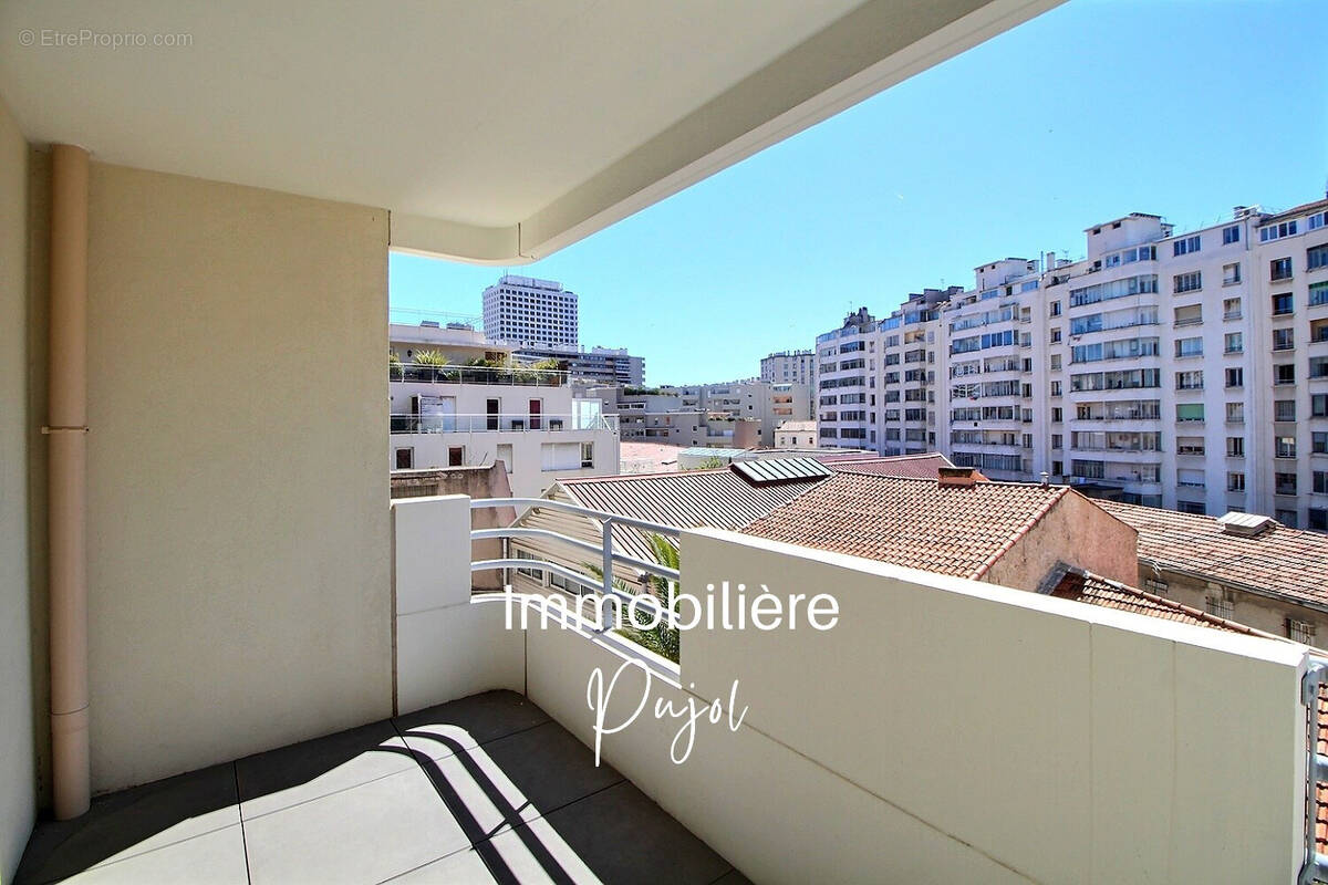 Appartement à MARSEILLE-6E