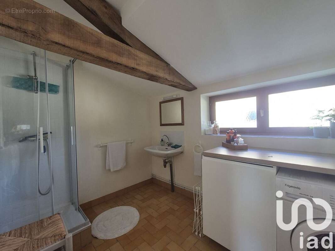 Maison 140 m² à Scille  - photo 8